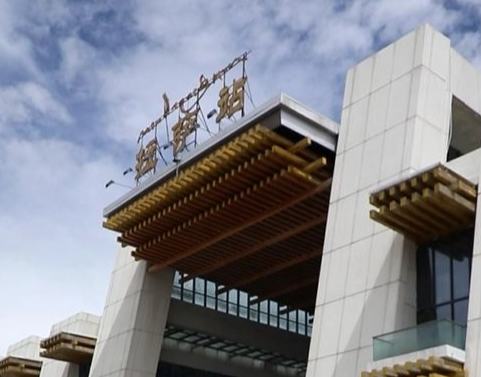 进站像走迷宫？一条留言推动拉萨火车站改头换面